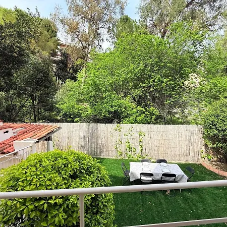 Modern House Fabron, Garden, Air Conditioning Holiday home *