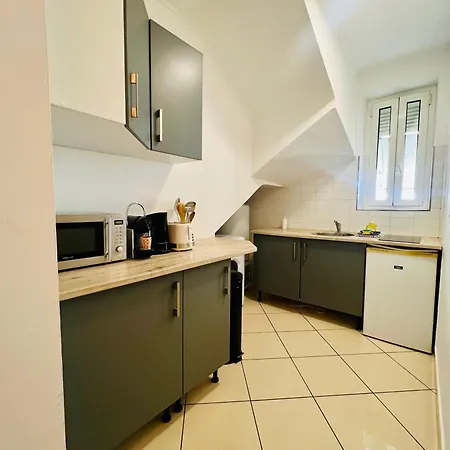 Grand Dans - Emplacement Unique - Proche - Clim - Grande Terrasse *