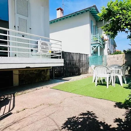 Grand Dans - Emplacement Unique - Proche - Clim - Grande Terrasse Apartment