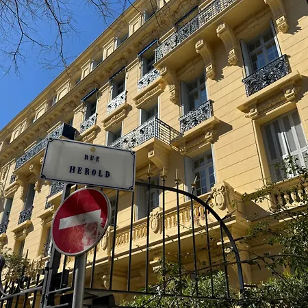 Apartment Nouveau Carre D'or *