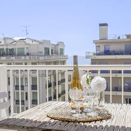 Baie Azur By Interhome * Niza