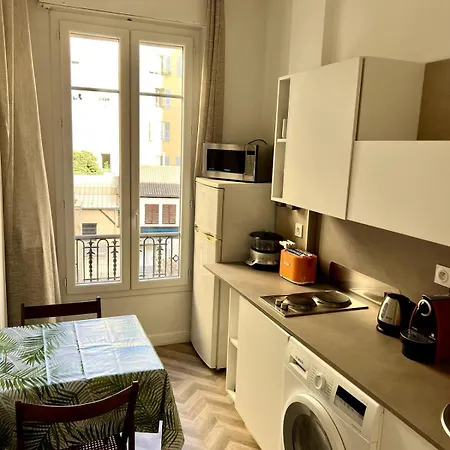 Lumineux Dans Le Quartier Des Fleurs Apartment *