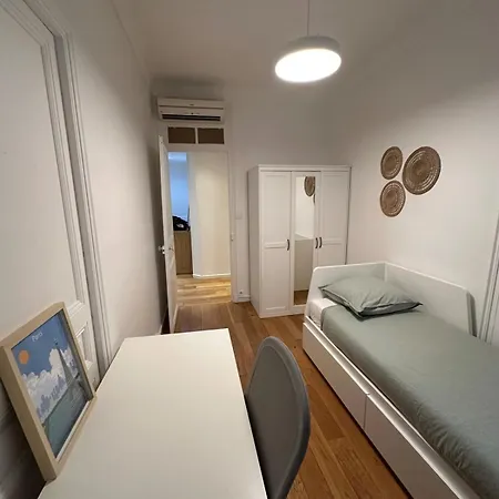 3 Bedroom Center Apartment Nice