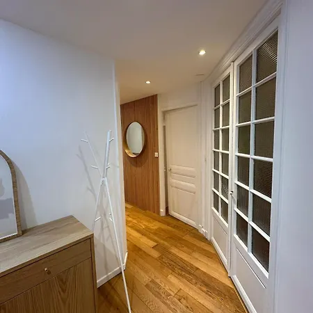 3 Bedroom Center * Nice