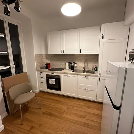 3 Bedroom Center