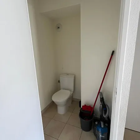 Centre 5 Min Des Plages Apartment *