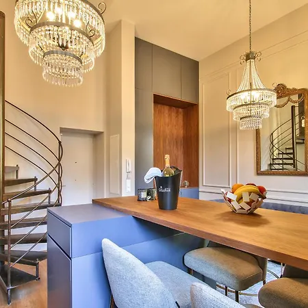 Charming Duplex 2 Old Town Apartment Nice