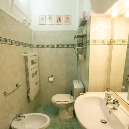 Appartement Joli 2 Pieces Climatise A 150m De La *