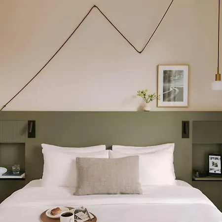 Yelo Jean Medecin Hotel, Sonder By Marriott Bonvoy 4*
