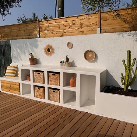 Villa La Blanche A Avec Piscine Et Vue