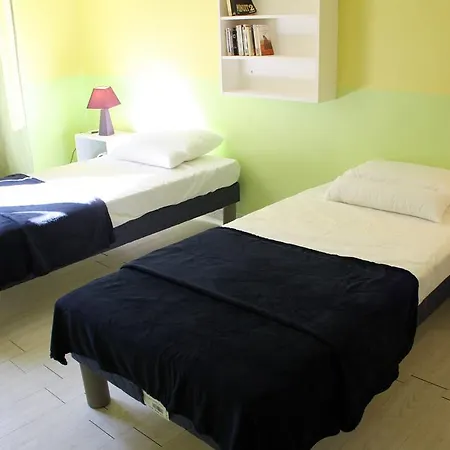 Le Papon Apartment *