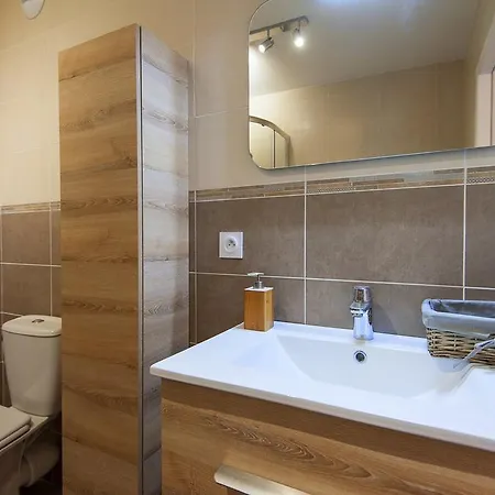 Aparthotel Serafina Apartements Nice