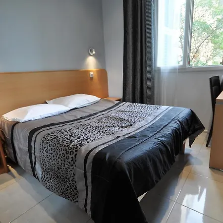 Hotel Carlone 2*