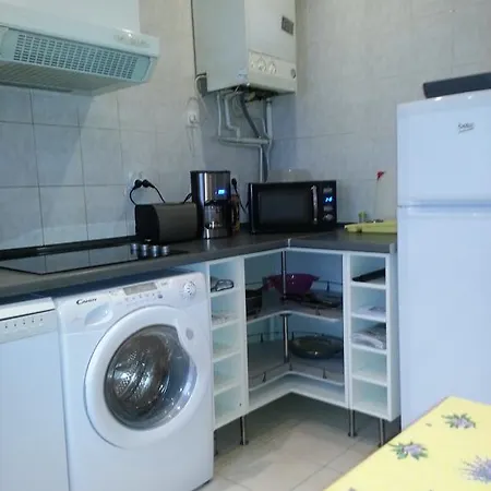 Trachel Apartment *