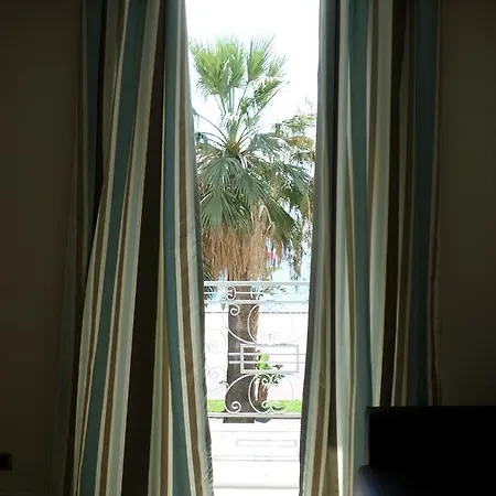 - Promenade Des Anglais Niza