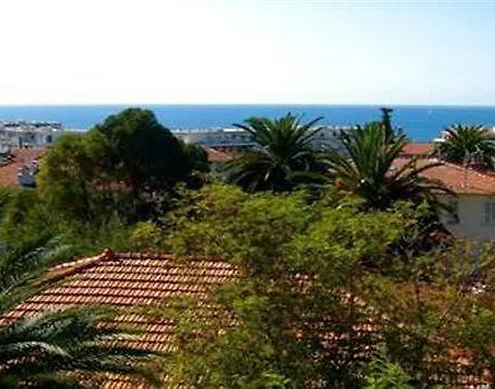 Aparthotel Résidence La Léonie Nizza