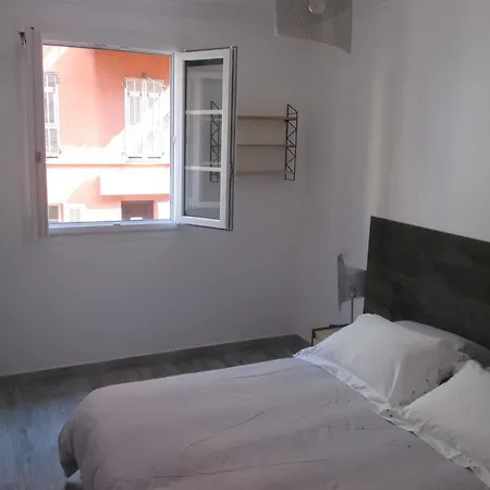 Apartment Old Town Nice
