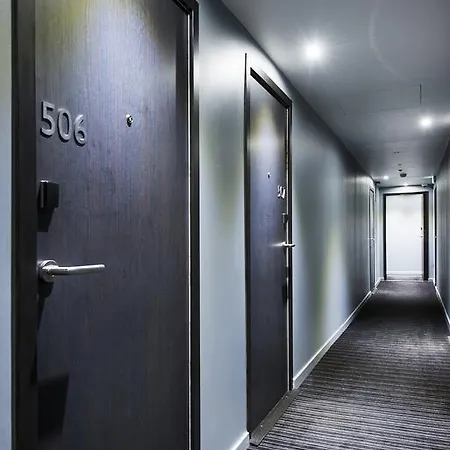 Otel 64 Nice