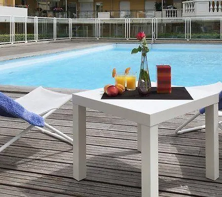 Apartahotel Adagio Access Magnan 2*