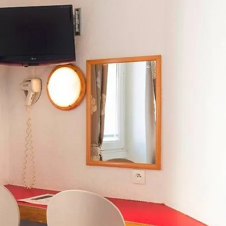 Hostel Ozz By Happyculture *