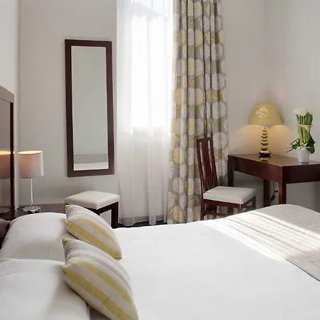 Relais Acropolis Отель