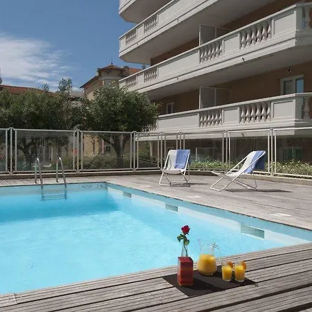 Adagio Access Magnan Lägenhetshotell Nice