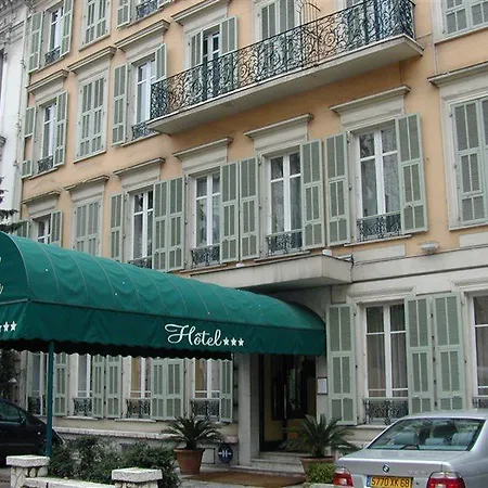 Victoria Hotell 4*