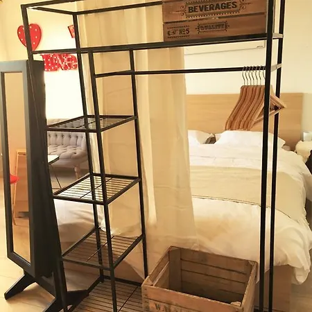Cocoon Apartment *