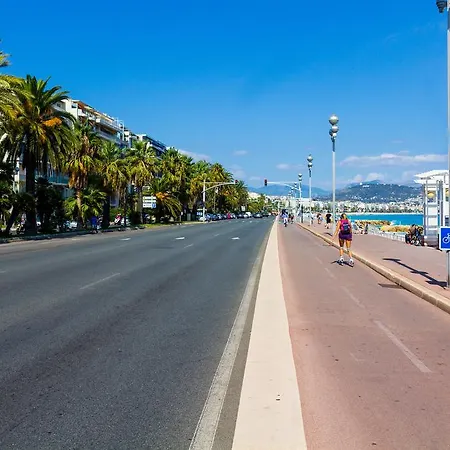 Beautiful By The Sea Front Апартаменты Ницца
