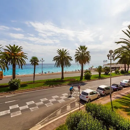 Beautiful By The Sea Front Ницца