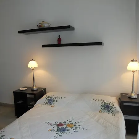 6 Rue Massenet Lägenhet *