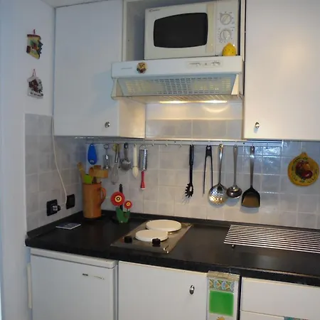 6 Rue Massenet Lägenhet *