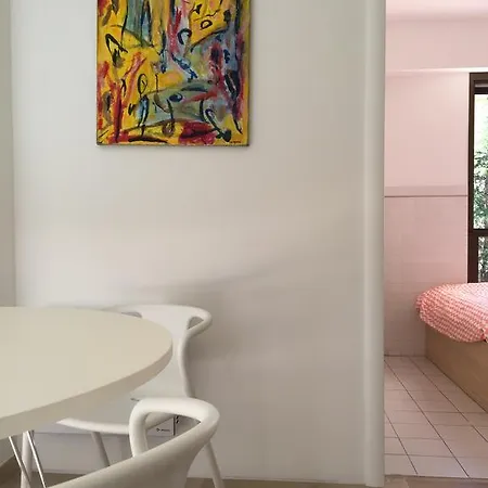 Du Grand Apartment *