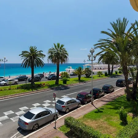 Апартаменты Beautiful By The Sea Front Ницца