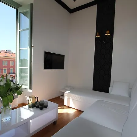 Aparthotel Massena Nizza