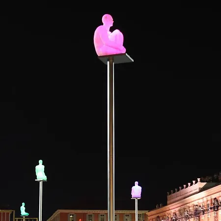 Aparthotel Massena 4*