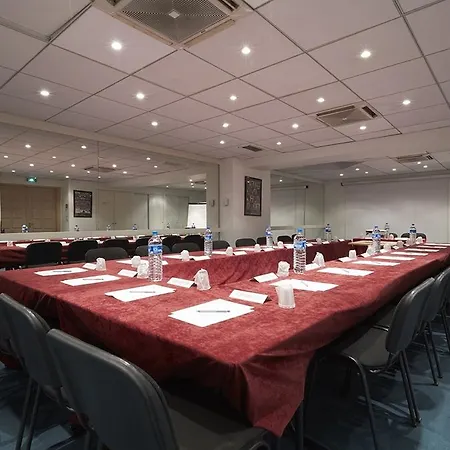 Campanile Centre Acropolis Hotell