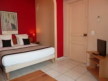 Szálloda Ajoupa Nizza