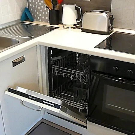 2 Bedrooms In Central Location On The Famous Place Massena Appartement *