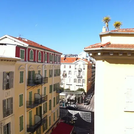 Le 29 Nice
