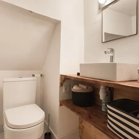 Central - Old Town Apartment *
