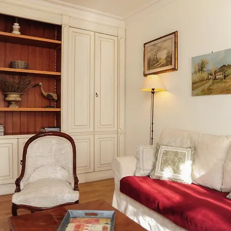 Apartment Clemenceau Centre Five Stars House
