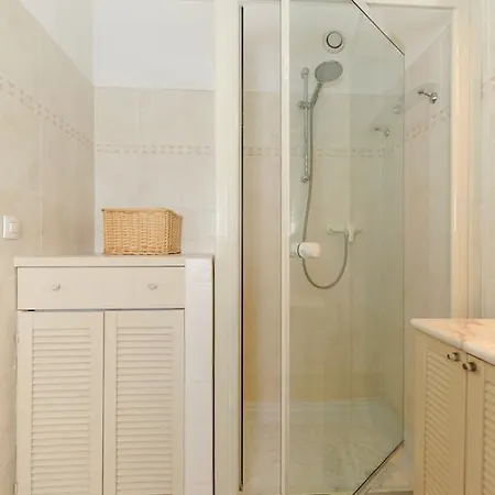 Clemenceau Centre Five Stars House Apartment *