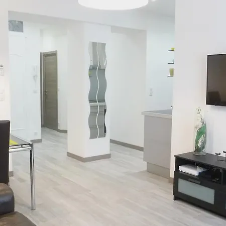 Apartment Carre D'or Very Appart Near The Beach 2 A 6 Personnes *