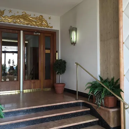 Promenade Le Stellamar