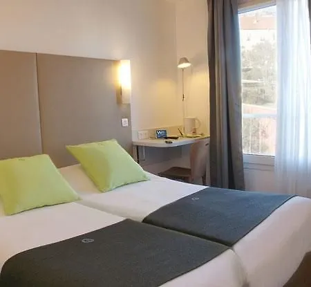 Campanile Centre Acropolis 3*