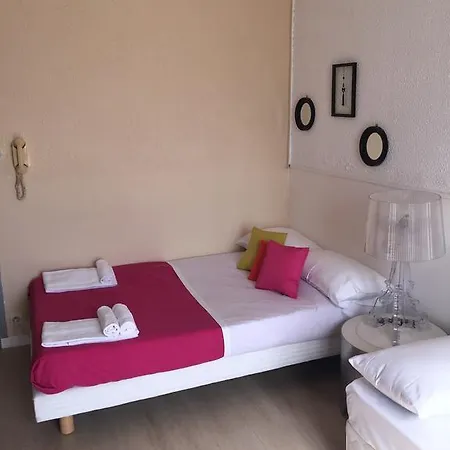Monet Hotel