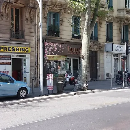 Backpackers S1 & S2 Nizza