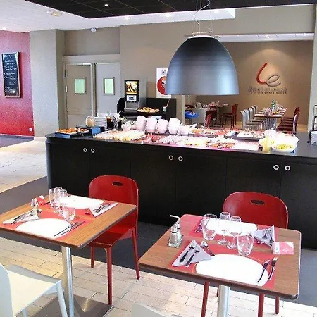 Campanile Aeroport Hotel