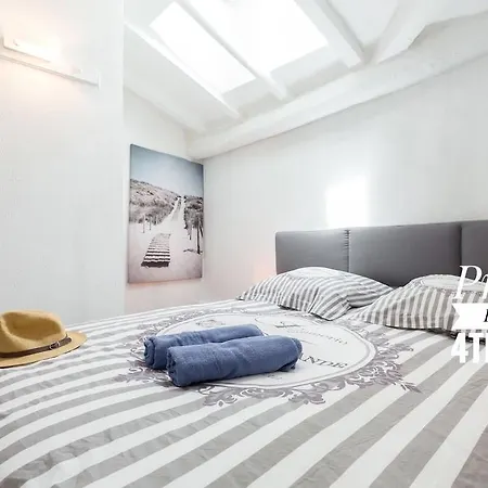 Private Building, 4 Apts, Unique At - Old Town Appartement